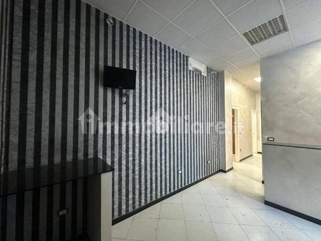 Loft via Dalmazia 47, Emanuele II, C. Colombo, Morelli e Silvati, Avellino