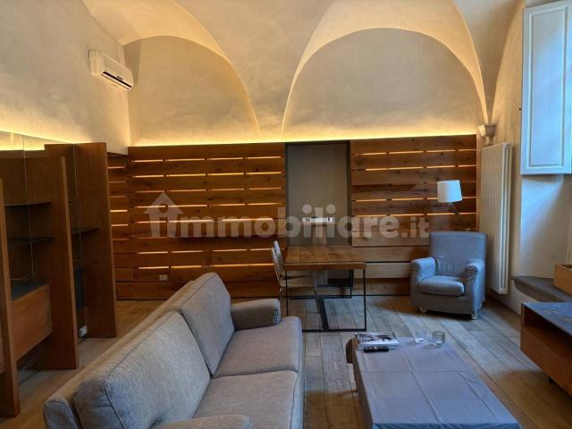 Loft via dell'Oriuolo 37, Duomo, Firenze