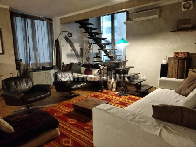 Loft via di San Bernardo 15, Molo, Genova