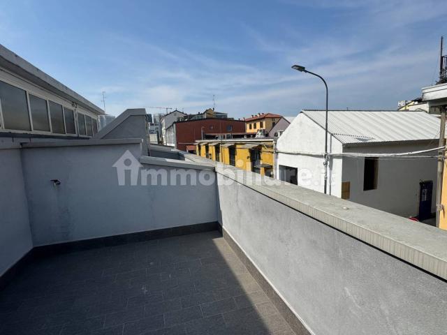 Loft via Giovanni Enrico Pestalozzi 10, Barona, Milano