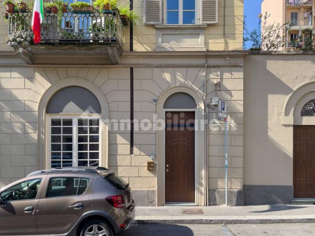 Loft via Giuseppe Giacosa 4A, San Salvario Baretti, Torino