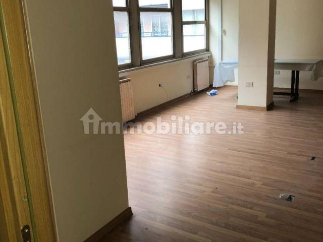 Loft via Giuseppe Parini 00, Piazza Salotto Corso Umberto, Pescara