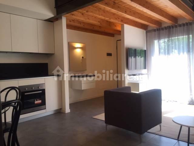 Loft via Legler 14, Brembate di Sopra