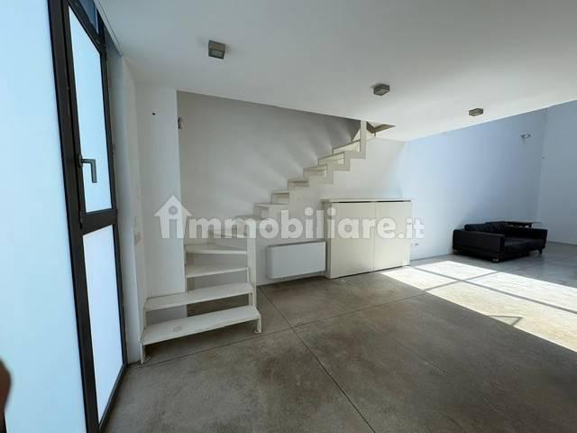 Loft via Morimondo 26, Barona, Milano