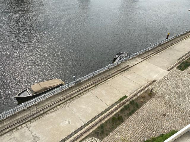 Loft WAVE WATERSIDE LIVING in industrial style for 1 2 years to rent, Berlin Amsterdam Apartments for Rent