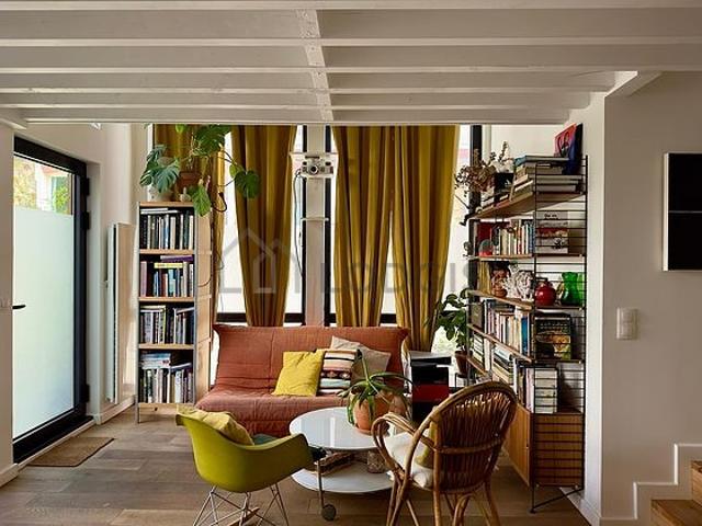 Loft 1 chambre meublé avec terrasse et place de parking en option Porte de Clignancourt Paris 18°