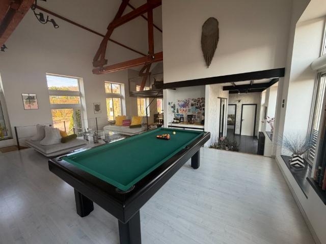 LOFT 276,5 M2 LE CREUSOT