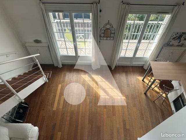 Loft 2 pièces 47 m²