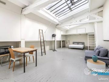 Loft 2 pièces 62 m²