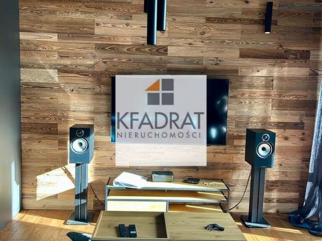 Loft 42 m2 2 pok. garaż, winda i piwnica