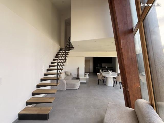 Loft 4 pièces 100 m²