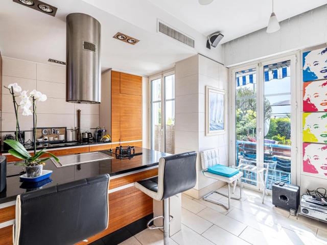 Loft 58 M² Nice Promenade Des Anglais Avec Jardin 58m² Nice