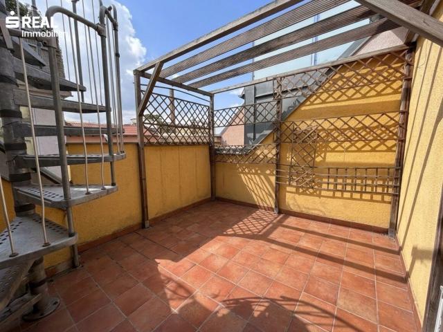 Loftähnliche Dachgeschosswohnung mit 2 Dachterrassen 94 m² Wohnkomfort mit 40 m² Terrassenfläche