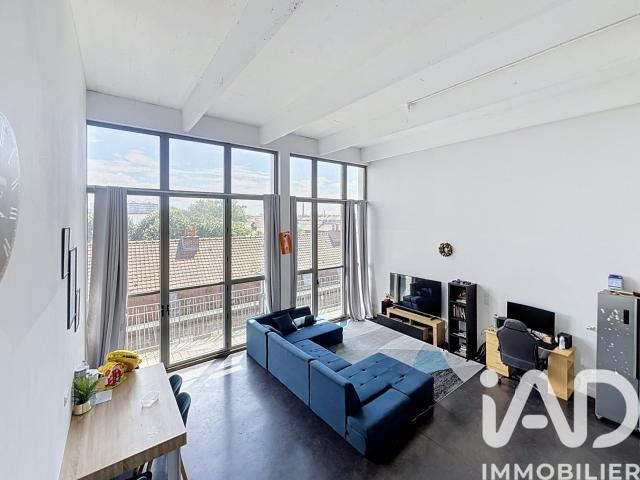 Loft/atelier/surface 3 pièces 93 m²