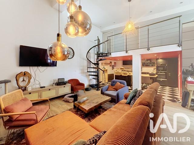 Loft/atelier/surface 2 pièces 60 m²