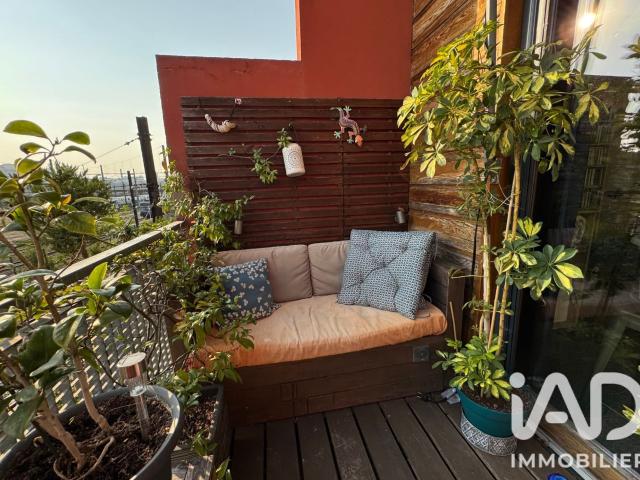 Loft/atelier/surface 4 pièces 122 m²