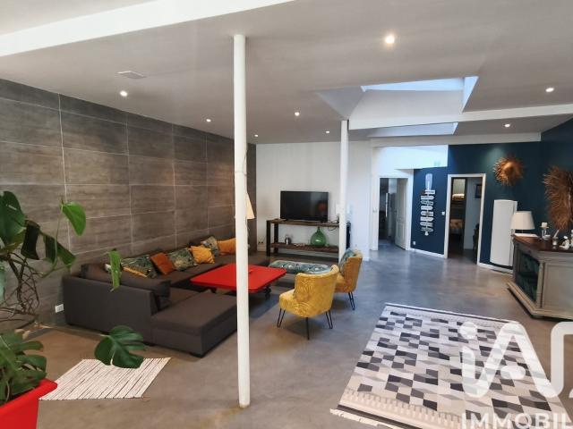 Loft/atelier/surface 4 pièces 167 m²
