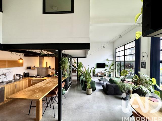 Loft/atelier/surface 5 pièces 185 m²