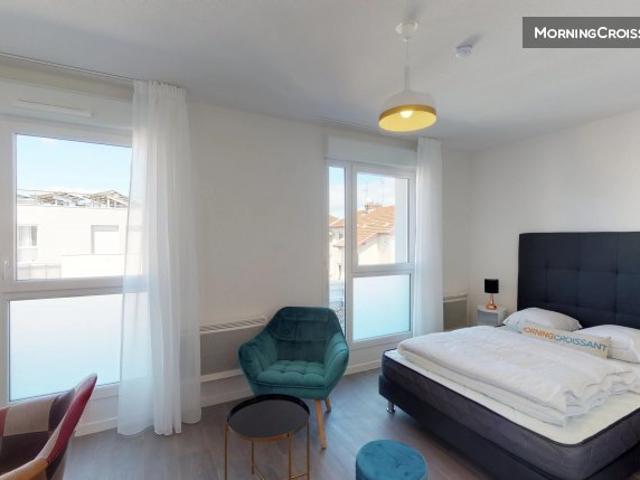 Loft/atelier/surface meublé 1 pièce 23 m²