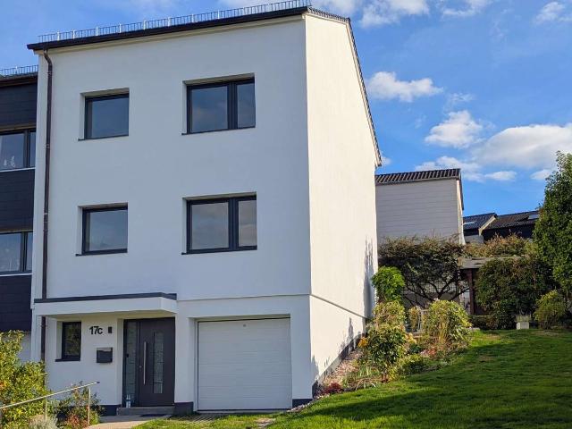 Loftbereich, Südgarten, Westterrasse und Ruhrtalblick