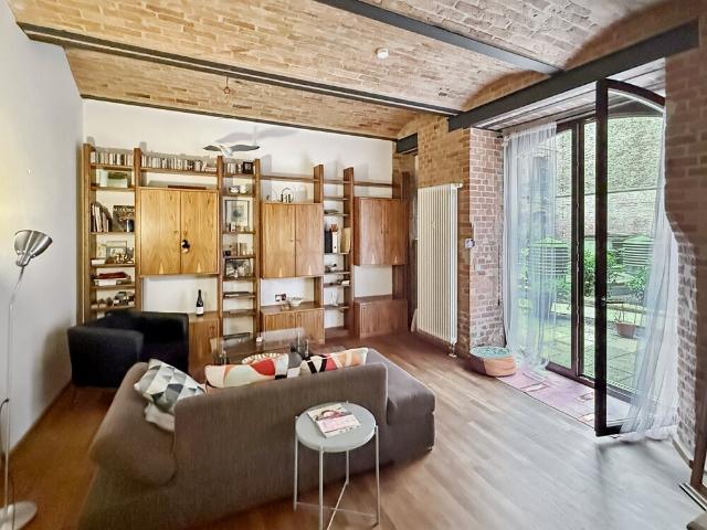 Loftiges Wohnen mit Industriecharme – 2 Zimmer Terrassenwohnung in ehemaliger Knopffabrik