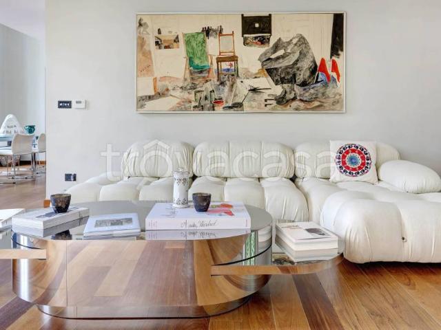Loft/open space in affitto a Roma via Margutta, 10, Piazza del Popolo