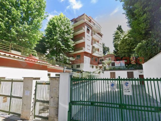 Loft/open space in affitto a Roma, Balduina