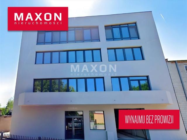 Loftowy obiekt 2940 m² z basenem i garażem w Włochach