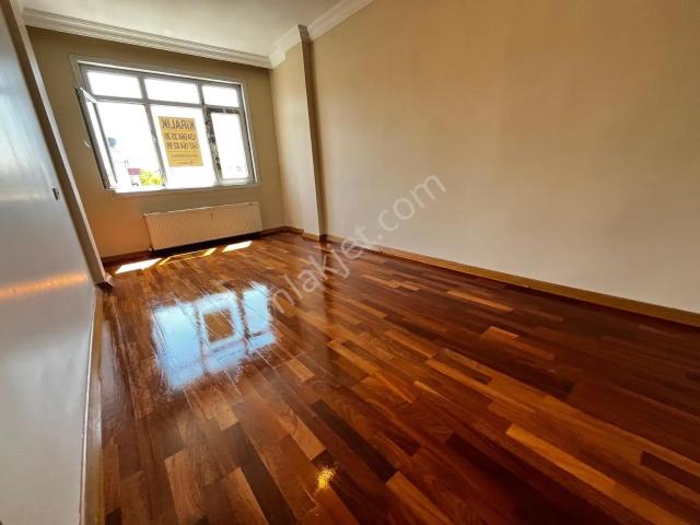 Loft'tan Fevzi Çakmak Mah 2+1 80m2 Kiralık Daire