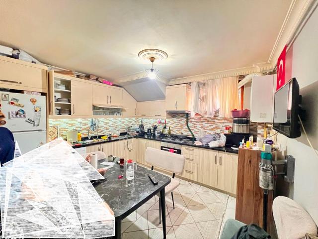 Loft'tan Gültepe'de 8 Yıllık Binada Satılık 2+1 100m2 Bahçe Katı