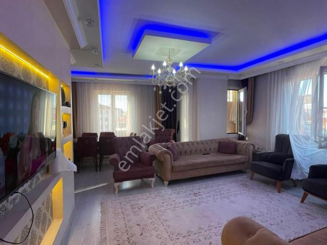 Lofttan İnönü Caddesi Üzeri Kiralık 4+1 Dubleks Daire