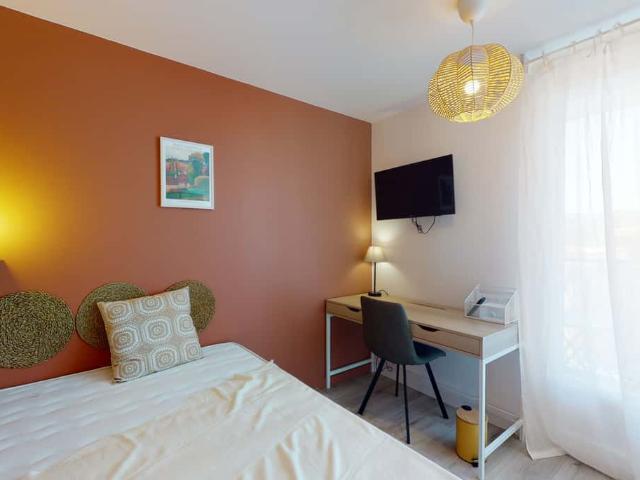 logement 4 DUGUAY TROUIN C