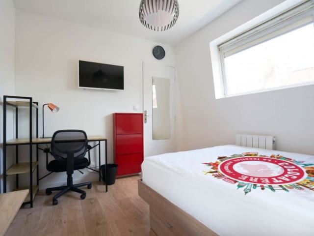 logement 4 FERRER C