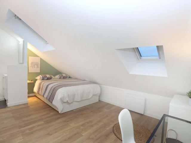logement 5 LONGCHAMP F