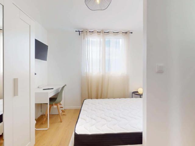 logement 1 CHAUSSAS L