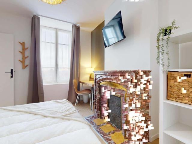 logement 2 COMMANDANT MARCHAND MONTCHAT
