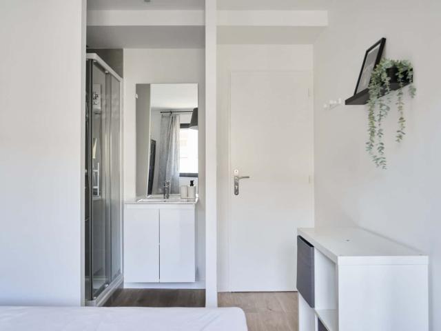 logement 3 JARDINIERS J