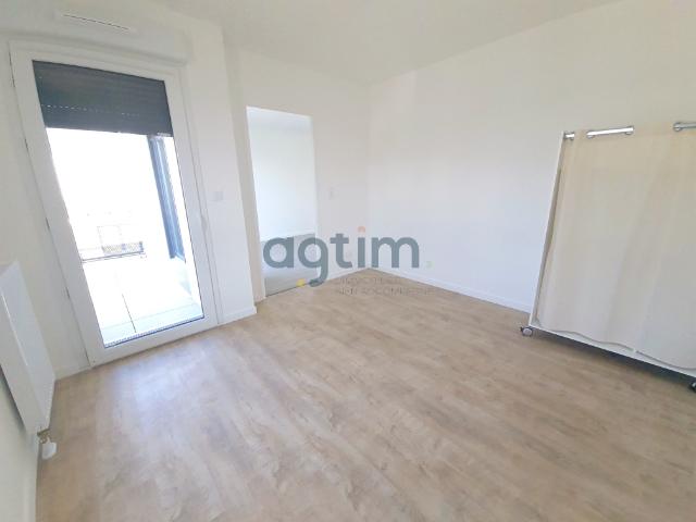 logement T2 récent quartier St André