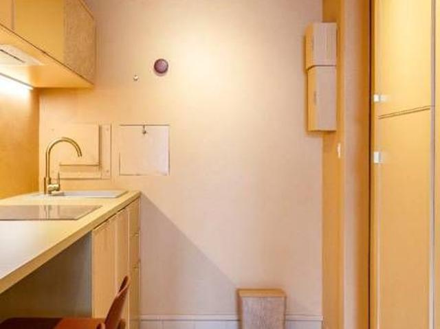Logement à Paris, Location meublée Studio T1 Grenelle PA 4976