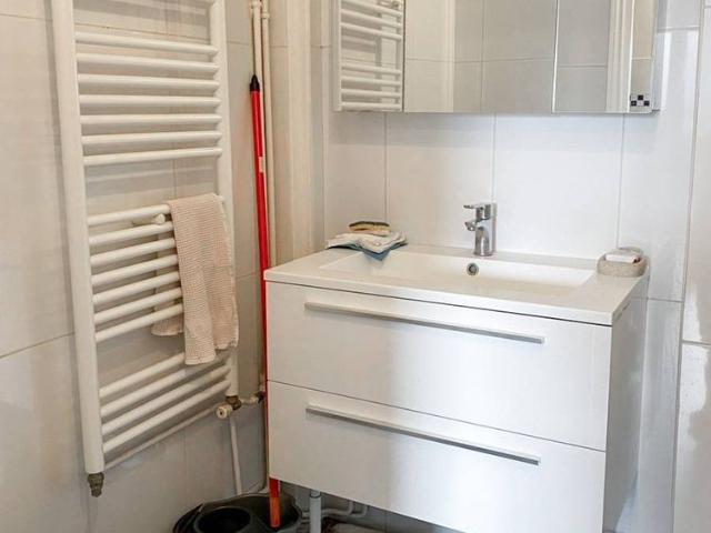 Logement à Paris, Location meublée Studio T1 Place de Wagram Ternes PA 4406