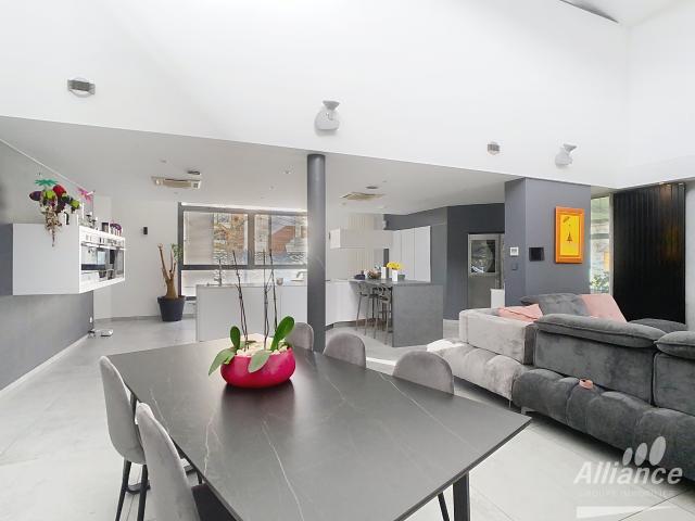Logement coup de cœur DELLE 320 m2 hab jardin, terrasse, piscine