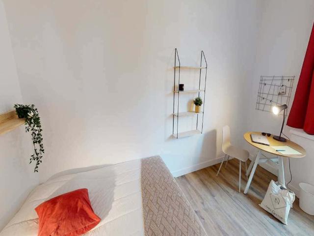 logement dans le Avenue Sainte Anne