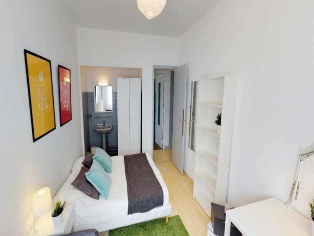 logement dans le rue des Hospices