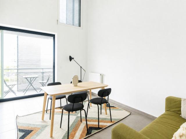 logement de 11 m² avec mezzanine en coliving à Paris PA87