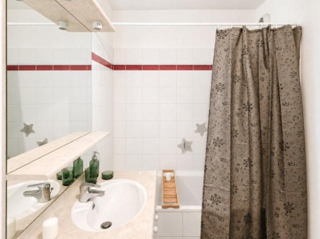 logement élégante de 11 m² à louer dans un bel appartement en coliving à Saint Denis SDN53
