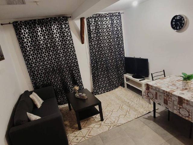 Logement meublé dans un pavillon sécurisé