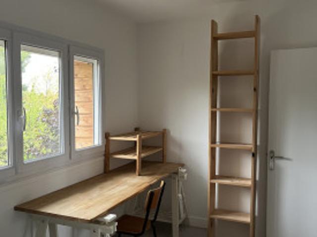 logement meublée étudiant 9,2 m² – Maison partagée – RER C à 10 min – 650 € CC