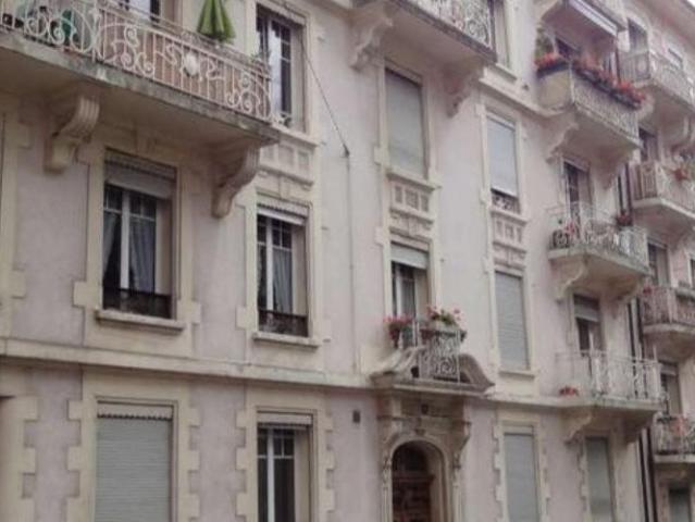 Logement rénové au centre ville !