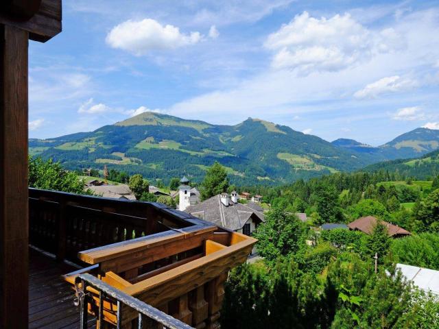 Logenplatz mit grandioser Aussicht: Gediegenes Landhaus in St. Koloman Salzburg