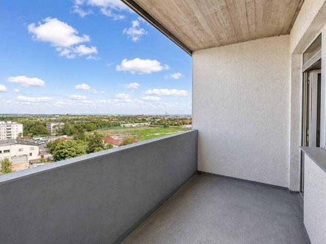 Loggiawohnung im obersten Stockwerk mit unverbaubarem Fernblick